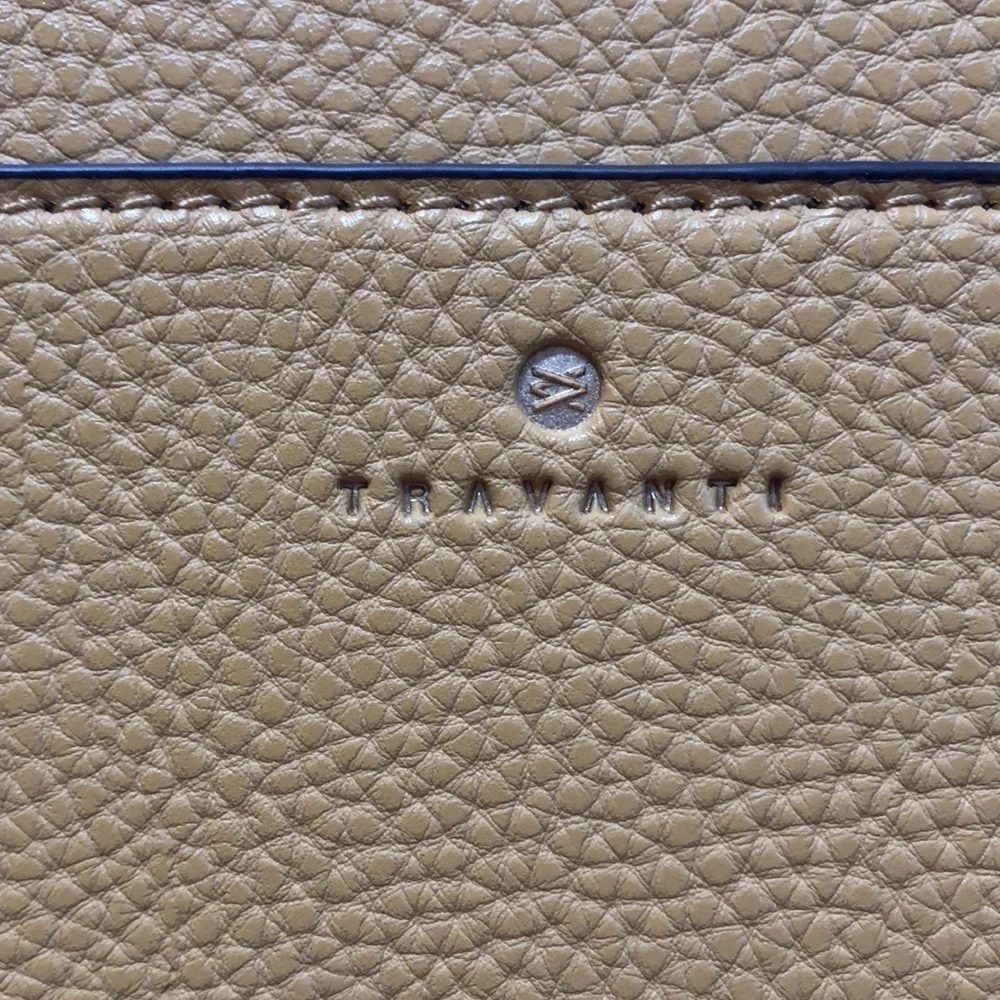 Travanti Case‎